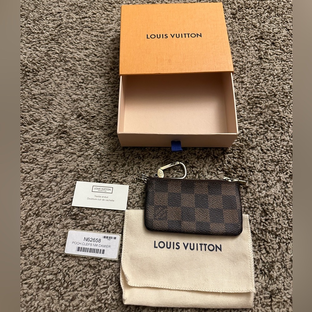 Louis Vuitton Key pouch